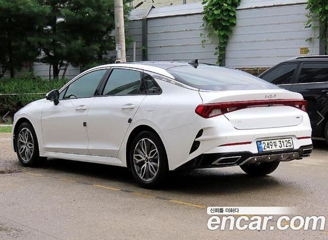 Kia K5 2023 — Şəkil 2/20