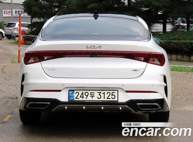 Kia K5 2023 — Şəkil 3/20