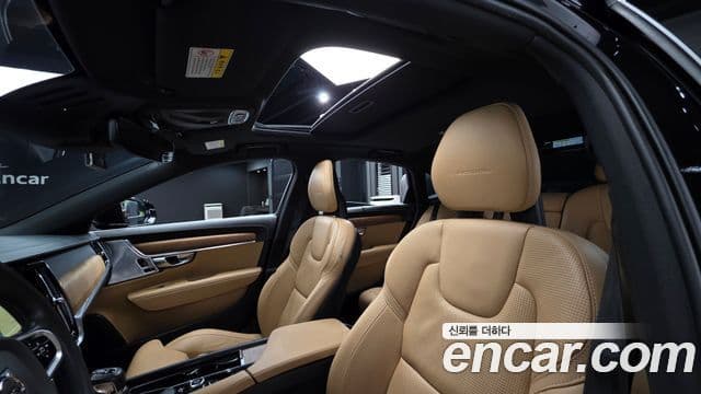 Volvo S90 2018 — Şəkil 17/20