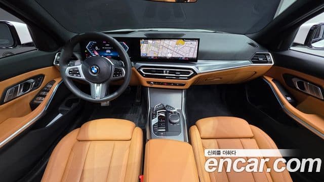 BMW 3 Series 2023 — Photo 12/31