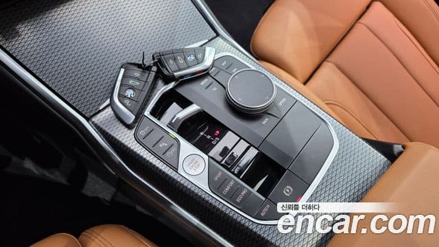BMW 3 Series 2023 — Photo 29/31