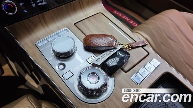 Genesis Electrified G80 2024 — ფოტო 7/20