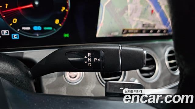Mercedes-Benz E-Class 2022 — Şəkil 7/20