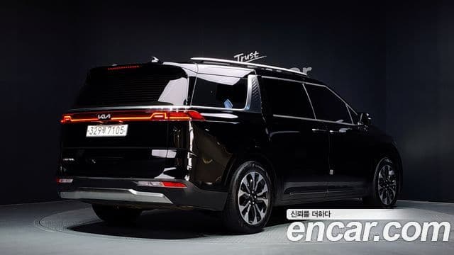 Kia Carnival 2023 — Şəkil 2/20