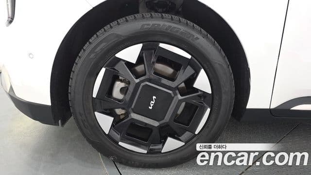 Kia Carnival 2024 — ფოტო 4/20