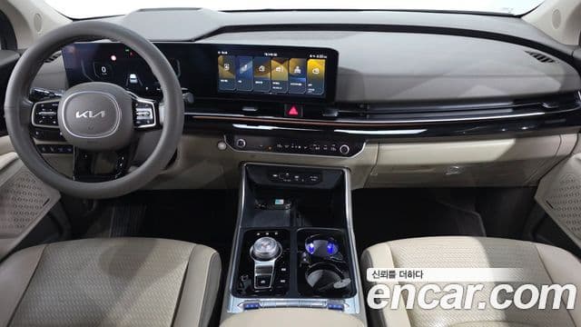 Kia Carnival 2024 — ფოტო 10/20