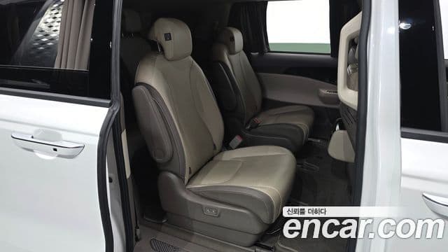 Kia Carnival 2024 — ფოტო 11/20