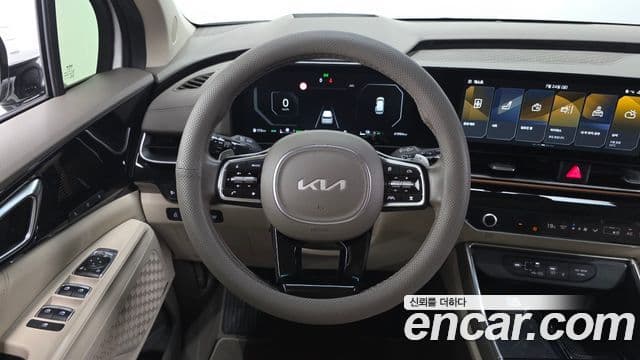 Kia Carnival 2024 — ფოტო 14/20