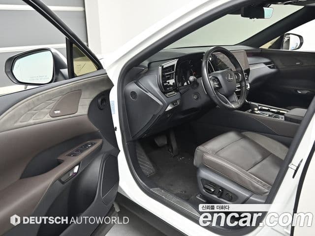 Lexus RX350h 2024 — ფოტო 9/20