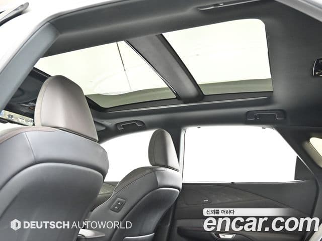 Lexus RX350h 2024 — ფოტო 17/20