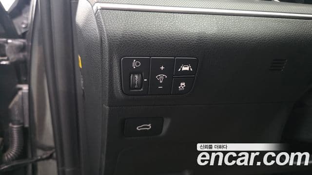 Kia K5 2020 — Şəkil 19/20