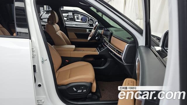 Hyundai Santa Fe 2023 — Şəkil 10/20