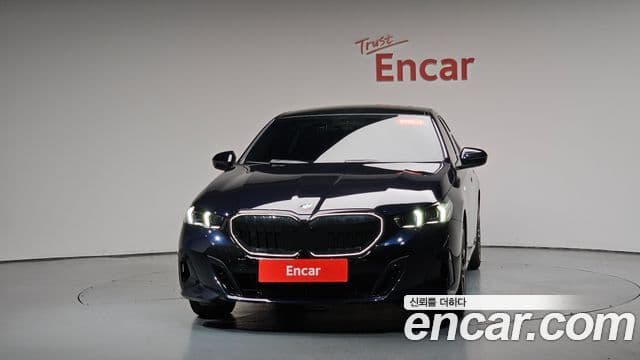 BMW 5 Series 2025 — ფოტო 3/20
