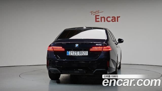 BMW 5 Series 2025 — ფოტო 4/20
