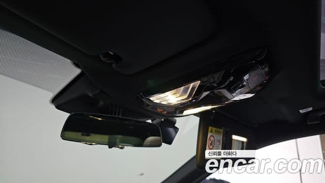 BMW 5 Series 2025 — ფოტო 17/20