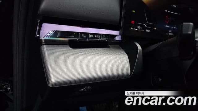 BMW 5 Series 2025 — Photo 4/41