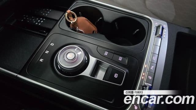 Kia Carnival 2024 — ფოტო 9/20
