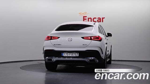 Mercedes-Benz GLE-Class 2021 — Фото 4/20