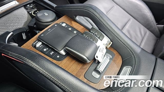 Mercedes-Benz GLE-Class 2021 — Фото 15/20