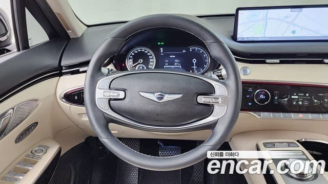 Genesis GV70 2021 — фото 14 из 20