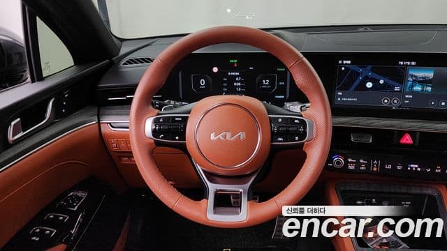 Kia K5 2024 — фото 13 из 20