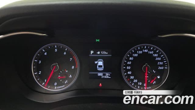 Genesis G70 2018 — Şəkil 8/20