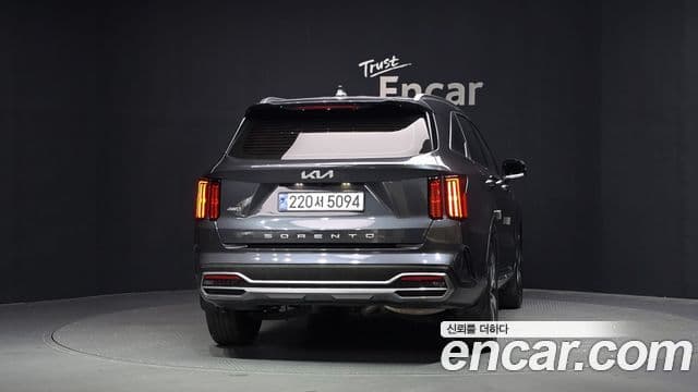 Kia Sorento 2022 — Şəkil 4/20