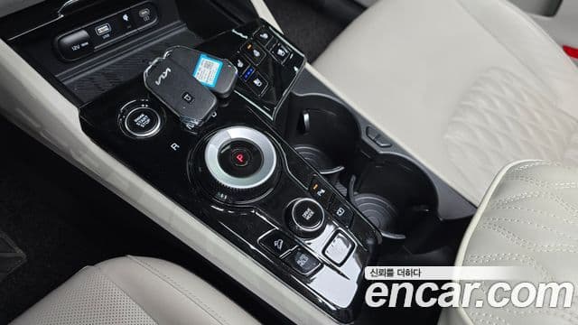 Kia Sportage 2023 — фото 9 из 20