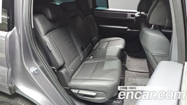Hyundai Santa Fe 2025 — ფოტო 11/20