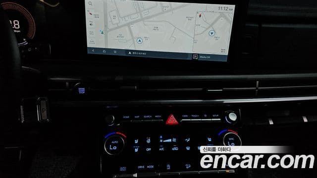 Hyundai Santa Fe 2025 — ფოტო 14/20