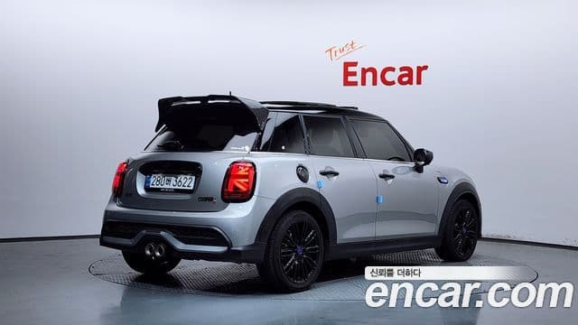 Mini Cooper S 2024 — ფოტო 2/20