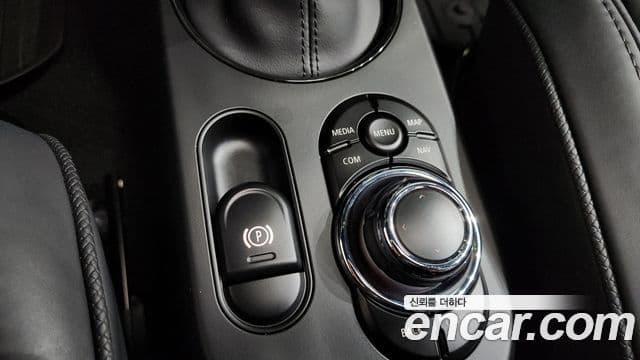 Mini Cooper S 2024 — ფოტო 20/20
