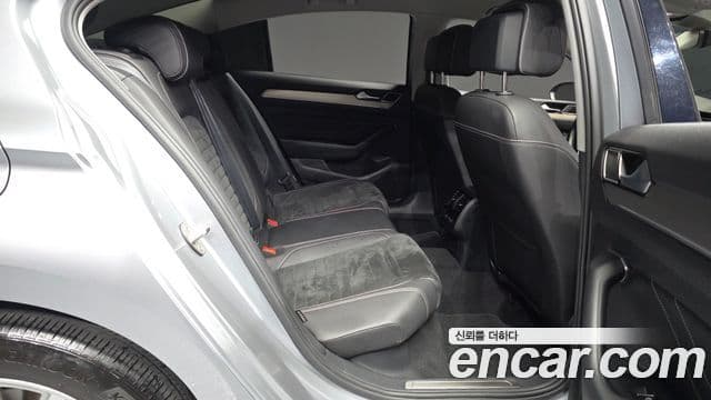 Volkswagen Passat GT 2021 — Фото 12/20