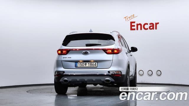 Kia Sportage The Bold 2021 — ფოტო 4/20