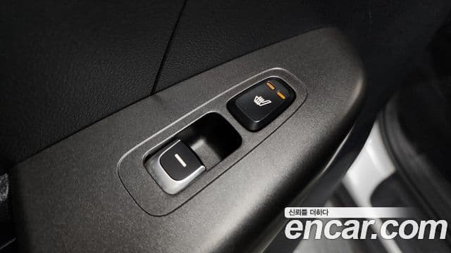Kia Sportage The Bold 2021 — ფოტო 19/20