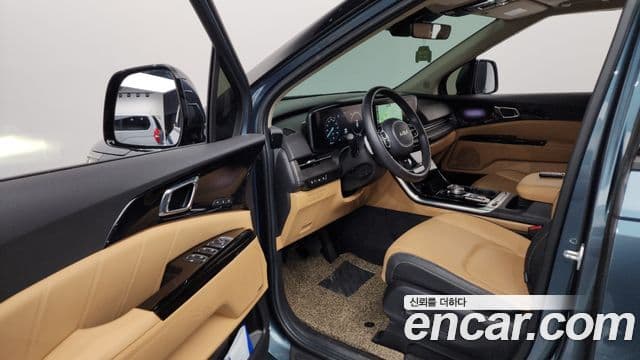 Kia Carnival 2023 — Фото 10/20