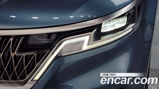 Kia Carnival 2023 — Photo 34/38