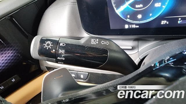 Kia Carnival 2023 — Photo 11/38