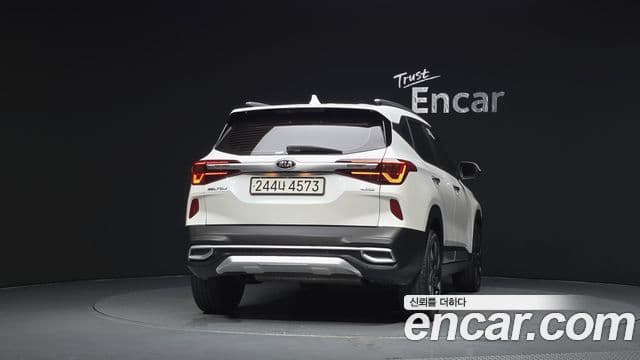 Kia Seltos 2020 — ფოტო 4/20