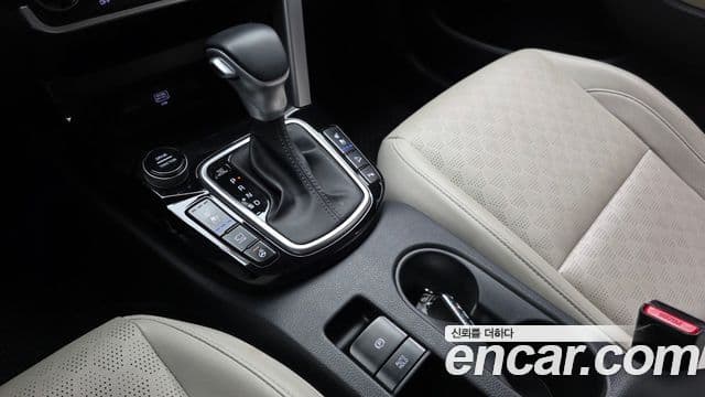 Kia Seltos 2020 — ფოტო 9/20