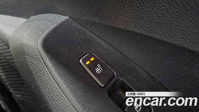 Kia Seltos 2020 — ფოტო 18/20