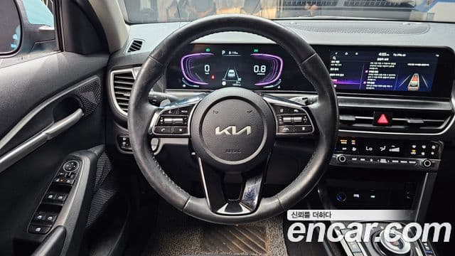 Kia Seltos 2024 — Şəkil 13/20