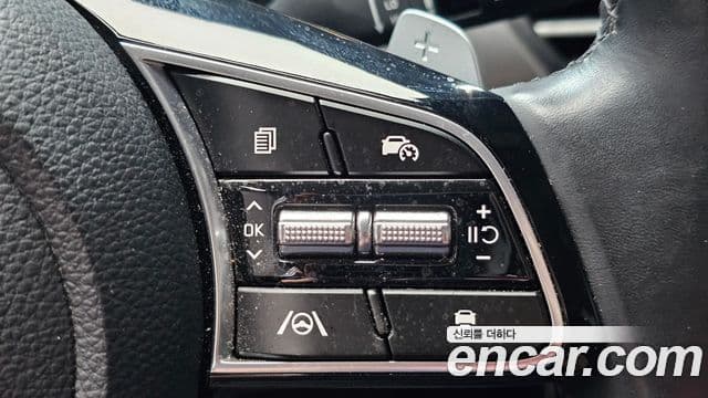 Kia Seltos 2024 — Şəkil 19/20