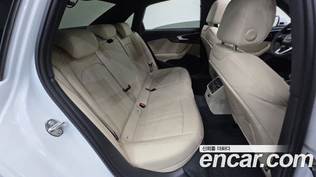 Audi A4 2021 — Şəkil 25/32