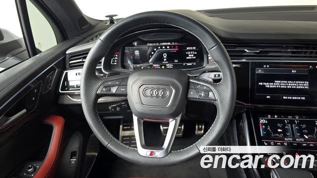 Audi SQ7 2023 — Şəkil 28/34