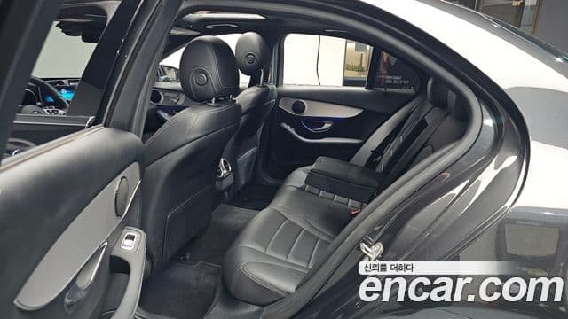 Mercedes-Benz C-Class 2020 — Фото 12/20