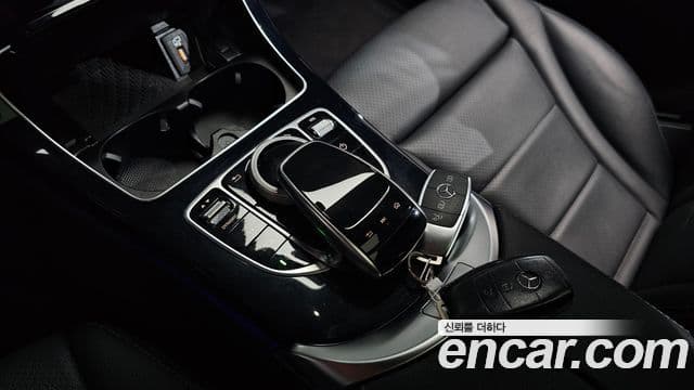 Mercedes-Benz C-Class 2020 — Фото 17/20