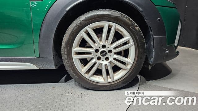 Mini Cooper Countryman 2023 — Photo 9/31