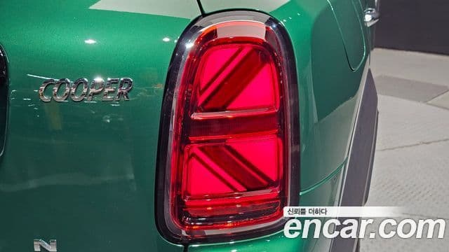 Mini Cooper Countryman 2023 — Photo 19/31