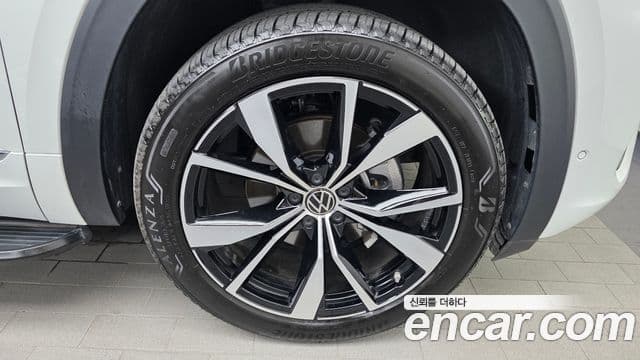 Volkswagen Atlas 2025 — Photo 28/33
